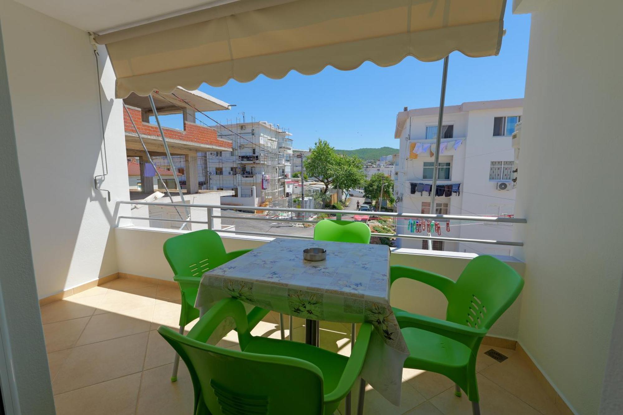 Livia'S Guesthouse Ksamil Bagian luar foto